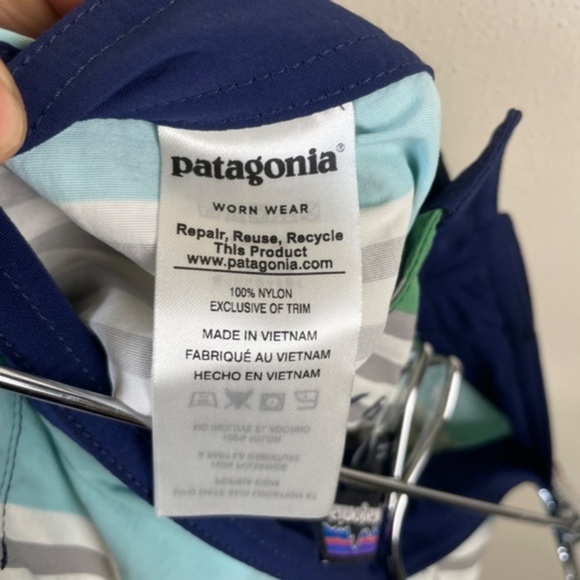 Patagonia Boys Wavefarer Boardshorts 10" - Picture 7 of 8